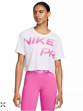 Nike White Cropped Tee with Pink 'NIKE PRO' Graphic